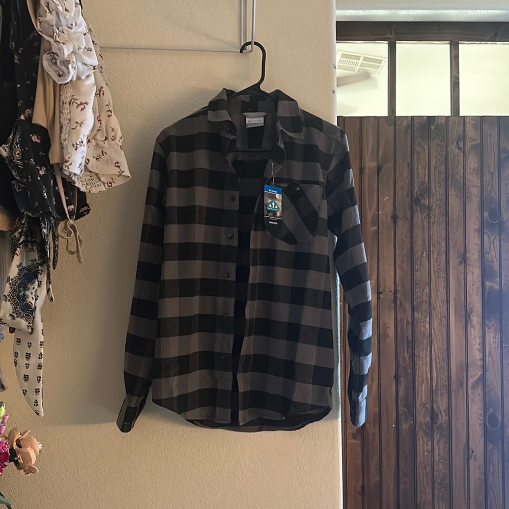 brand new Columbia flannel